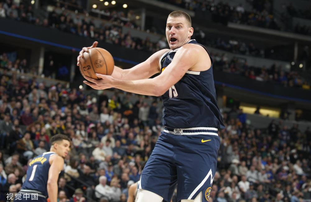 让人瞩目 让人瞩目