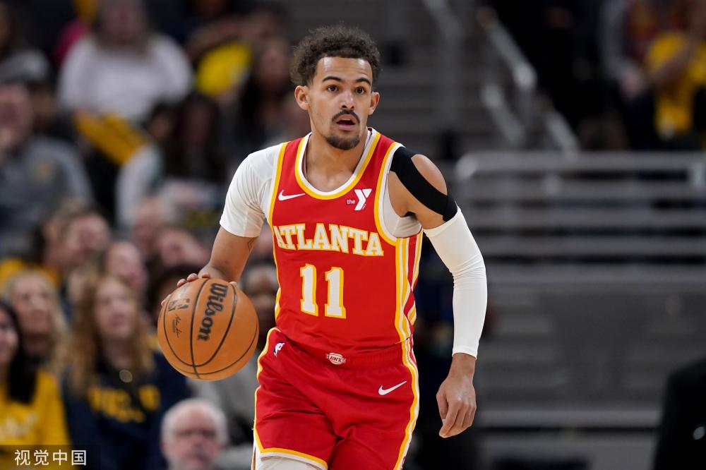 公共交通的 公共交通的